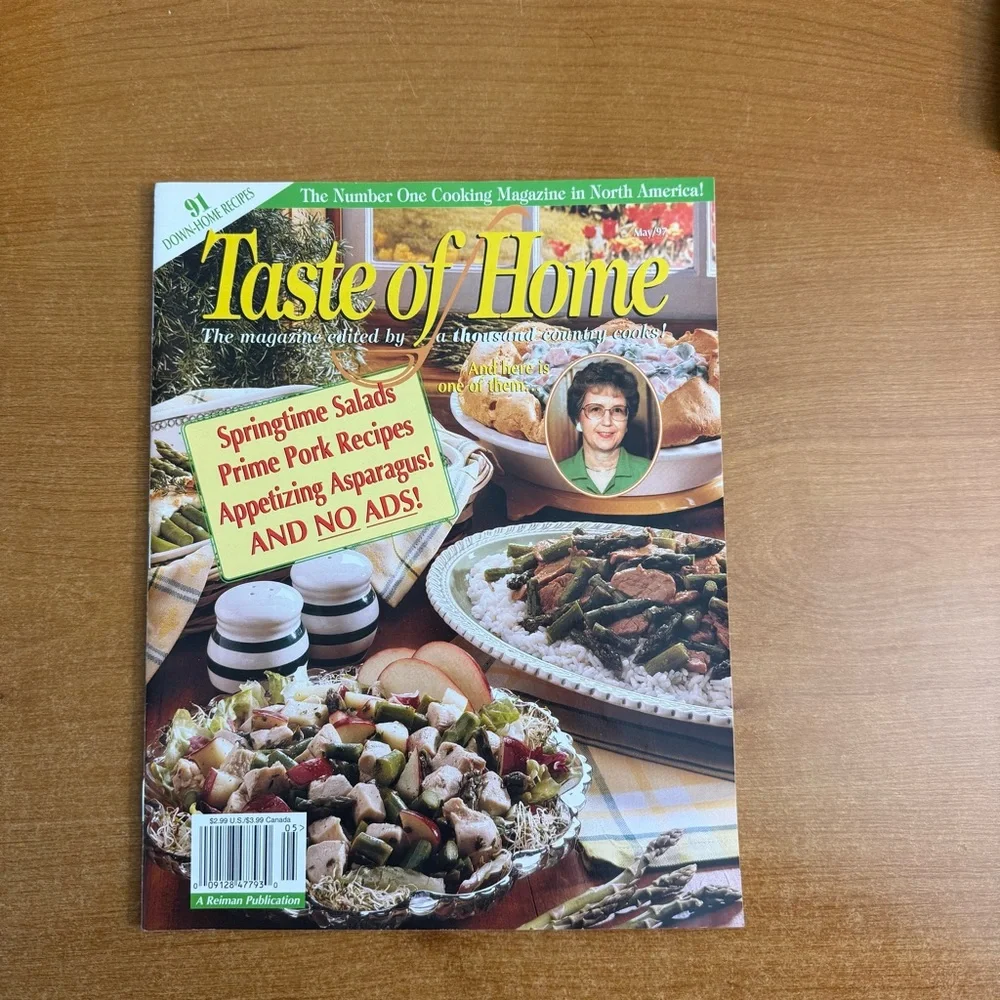 Taste of Home Cookbook with Green and Yellow Highlights‎